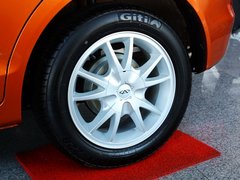 2010款 1.5L 手动 两厢进取型