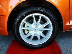 2010款 1.5L 手动 两厢进取型