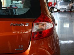2010款 1.5L 手动 两厢进取型