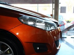 2010款 1.5L 手动 两厢进取型
