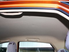 2010款 1.5L 手动 两厢进取型