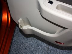 2010款 1.5L 手动 两厢进取型