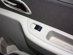 2010款 1.5L 手动 两厢进取型