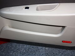 2010款 1.5L 手动 两厢进取型