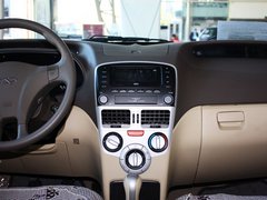 2010款 1.5L 手动 两厢进取型