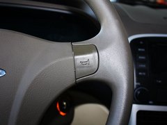2010款 1.5L 手动 两厢进取型