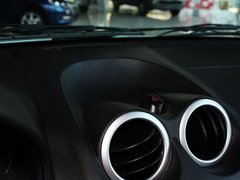 2010款 1.3L 手动 豪华型
