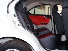 2010款 1.3L 手动 豪华型