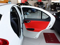 2010款 1.3L 手动 豪华型