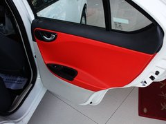 2010款 1.3L 手动 豪华型