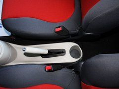 2010款 1.3L 手动 豪华型