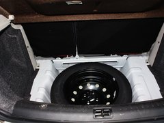 2010款 1.3L 手动 豪华型