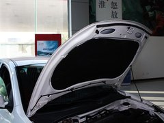 2010款 1.3L 手动 豪华型