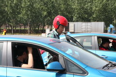 2010款 2.0T 自动 旗舰运动版
