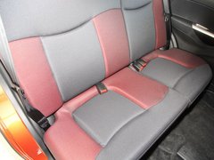 2010款 1.2L 手动 运动款 活力型