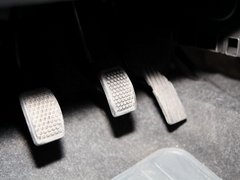 2010款 1.2L 手动 运动款 活力型