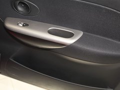2010款 1.2L 手动 运动款 时尚型