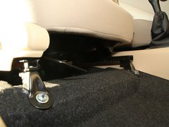 2010款 P-TEC 1.0L 手动 活力型