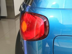 2010款 P-TEC 1.0L 手动 活力型