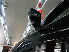 2010款 3.0L 自动 旗舰版