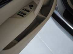 2010款 X1 sDrive18i 豪华型 5座