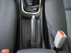 2010款 1.6L 手动 豪华型 7座