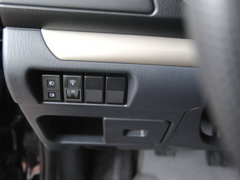 2010款 1.6L 手動(dòng) 豪華型 7座
