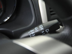 2010款 1.6L 手動(dòng) 豪華型 7座