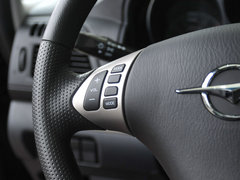 2010款 1.6L 手動(dòng) 豪華型 7座