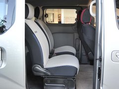 2010款 1.6L 手动 豪华型 7座