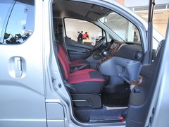 2010款 1.6L 手动 豪华型 7座