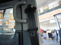 2010款 1.6L 手动 豪华型 7座