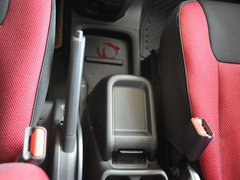 2010款 1.6L 手动 豪华型 7座