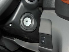 2010款 1.6L 手动 豪华型 7座