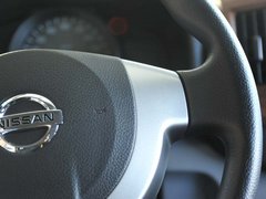 2010款 1.6L 手动 豪华型 7座