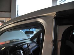 2010款 1.6L 手动 豪华型 7座
