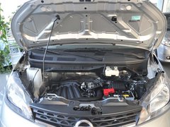 2010款 1.6L 手动 豪华型 7座