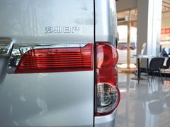 2010款 1.6L 手动 豪华型 7座