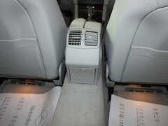 2011款 E260L 1.8T CGI时尚型