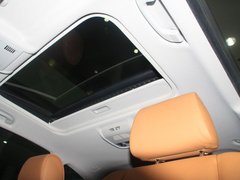 2011款 320i 2.0L 双门轿跑车