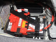 2011款 320i 2.0L 双门轿跑车