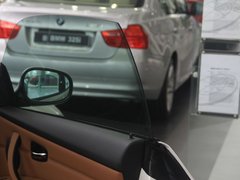 2011款 320i 2.0L 双门轿跑车