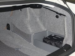 2011款 320i 2.0L 双门轿跑车