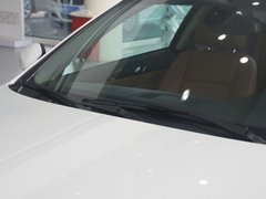2011款 320i 2.0L 双门轿跑车