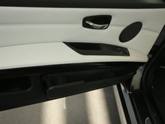 2011款 320i 2.0L 双门轿跑车