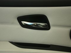 2011款 320i 2.0L 双门轿跑车