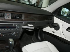 2011款 320i 2.0L 双门轿跑车