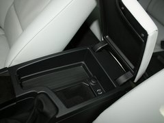 2011款 320i 2.0L 双门轿跑车