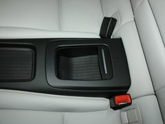 2011款 320i 2.0L 双门轿跑车