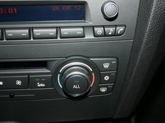 2011款 320i 2.0L 双门轿跑车